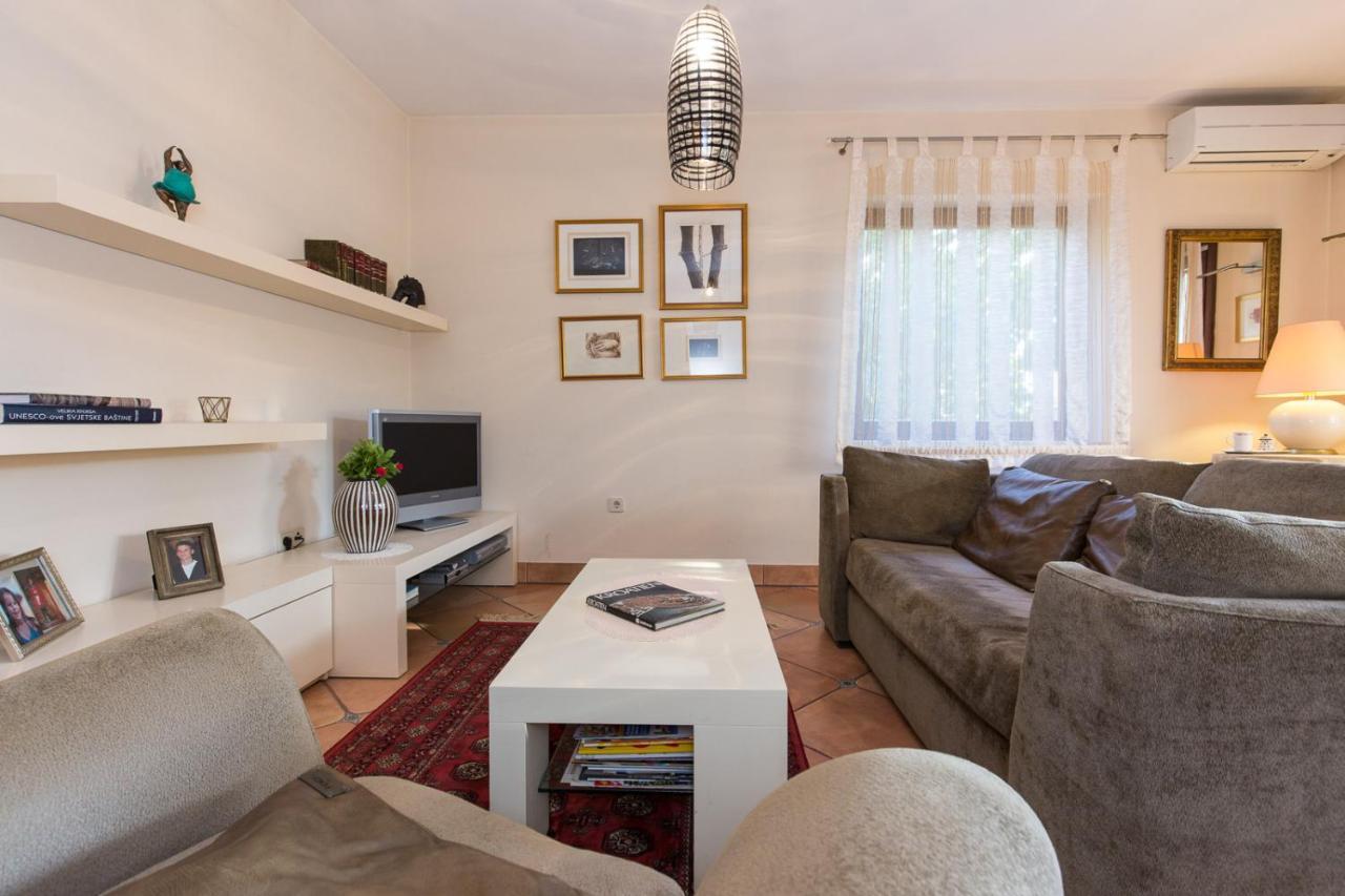 Mare Apartment